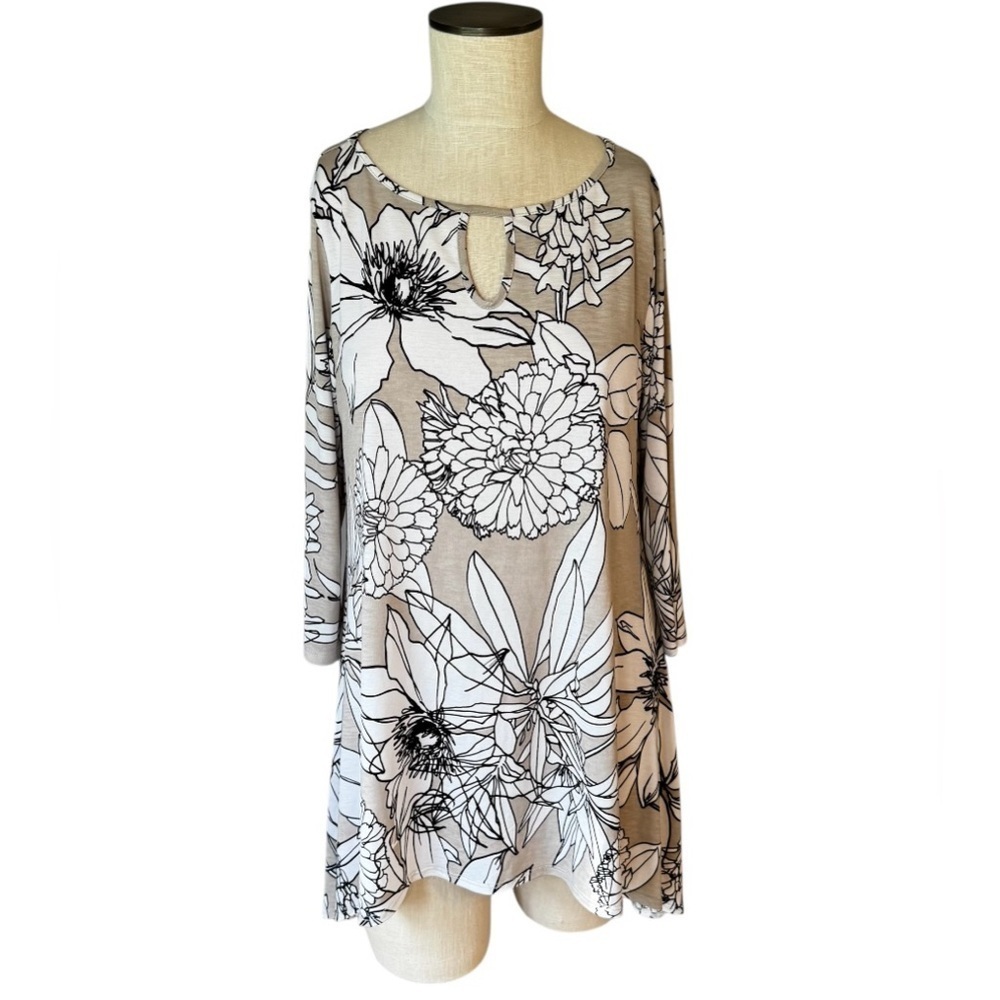 Clara Sun Woo Women’s Tan Floral Shark Bite Hem Keyhole Coastal Tunic Top Size S